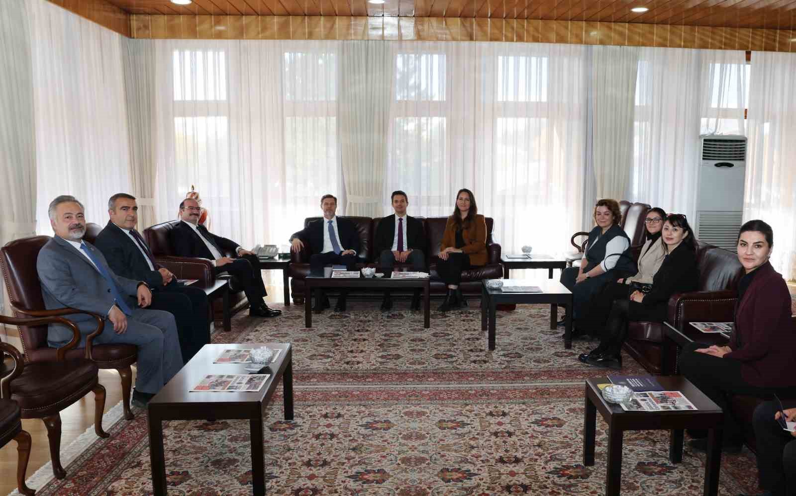 ABD Ankara Büyükelçiliği kamu diplomasisi heyetinden Atatürk Üniversitesine ziyaret