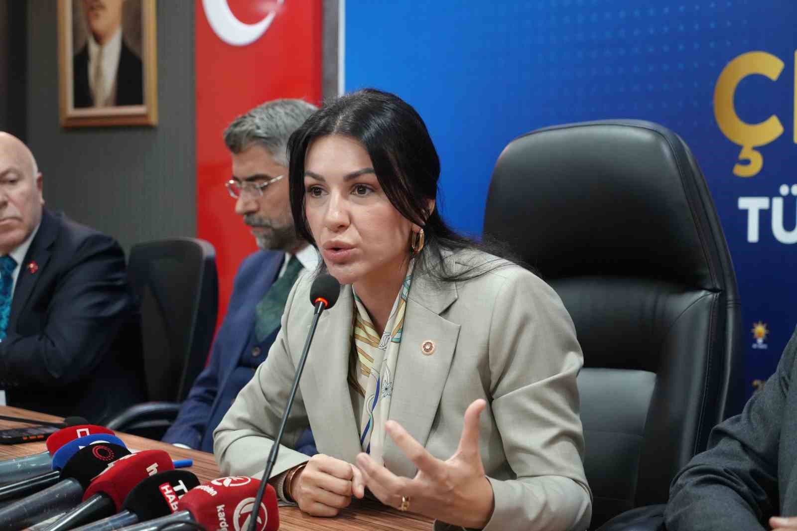 AK Parti Genel Başkan Yardımcısı Ayan: 