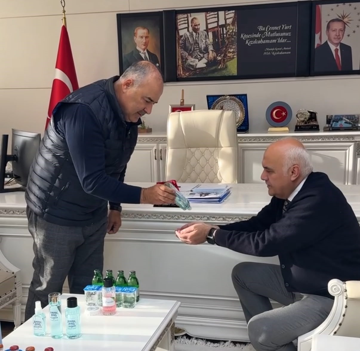 Ankara’nın meşhur ayazı kolonyaya dönüştürüldü