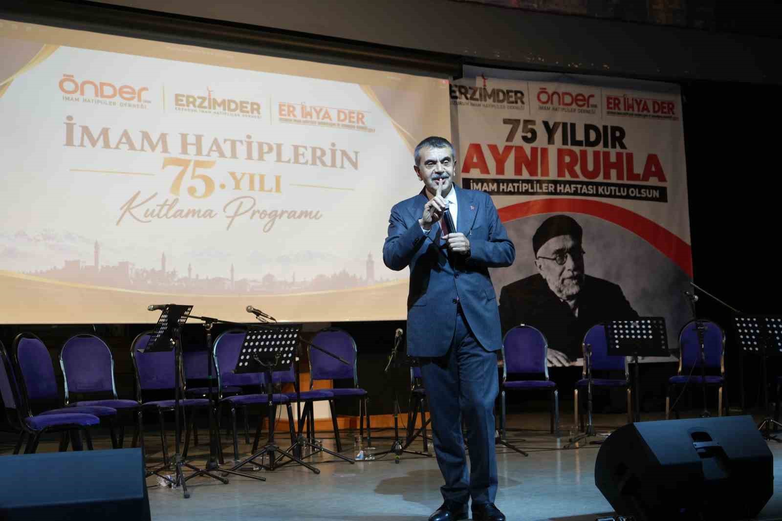 Bakan Tekin: 