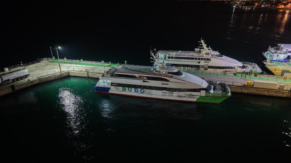 Bursa-İstanbul deniz otobüsü seferlerine hava engeli
