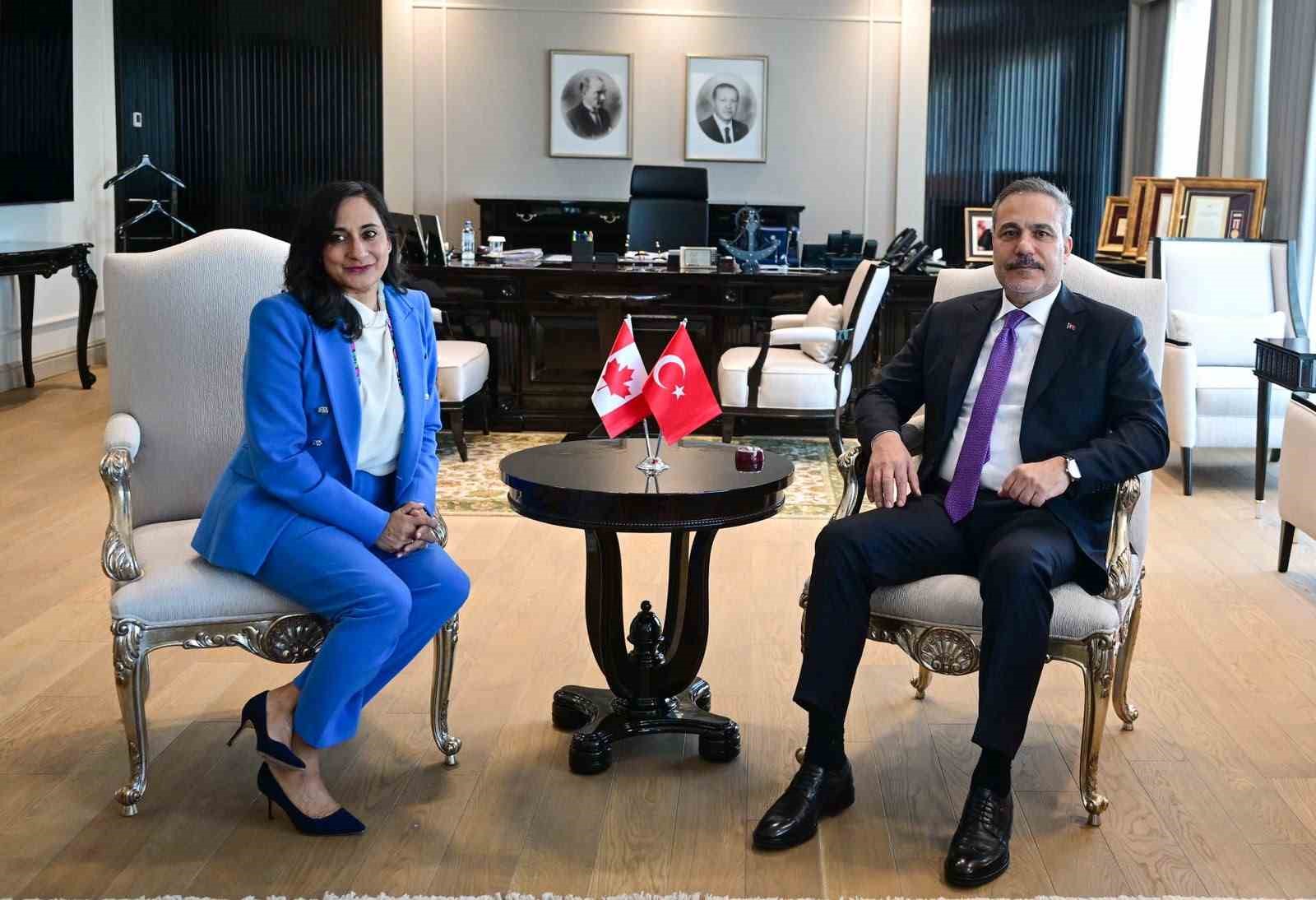 Dışişleri Bakanı Fidan, Kanadalı mevkidaşı Anand ile görüştü