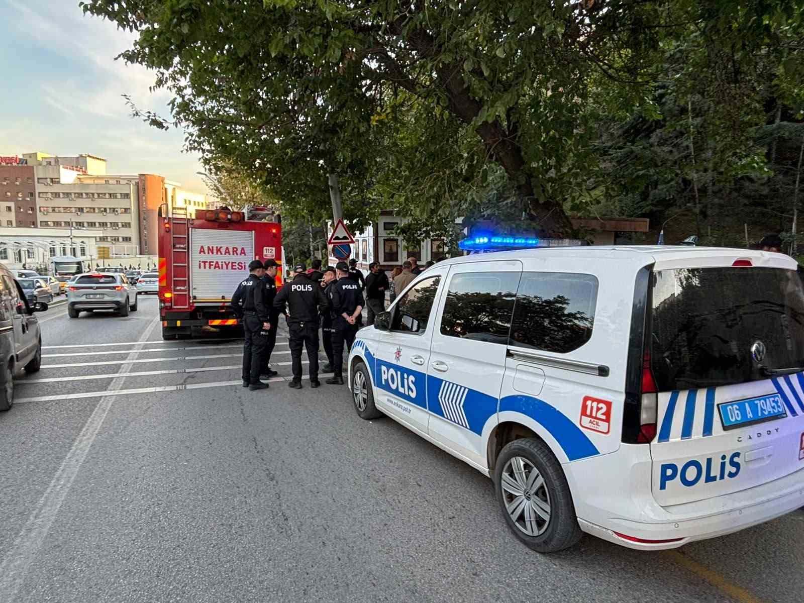 Elektrik trafosuna giren şahsın öldüğü dumanlar çıkınca fark edildi
