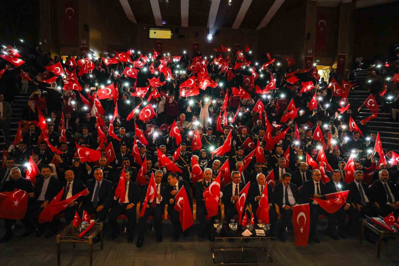 Erzurum’da Cumhuriyet Bayramı coşkusu