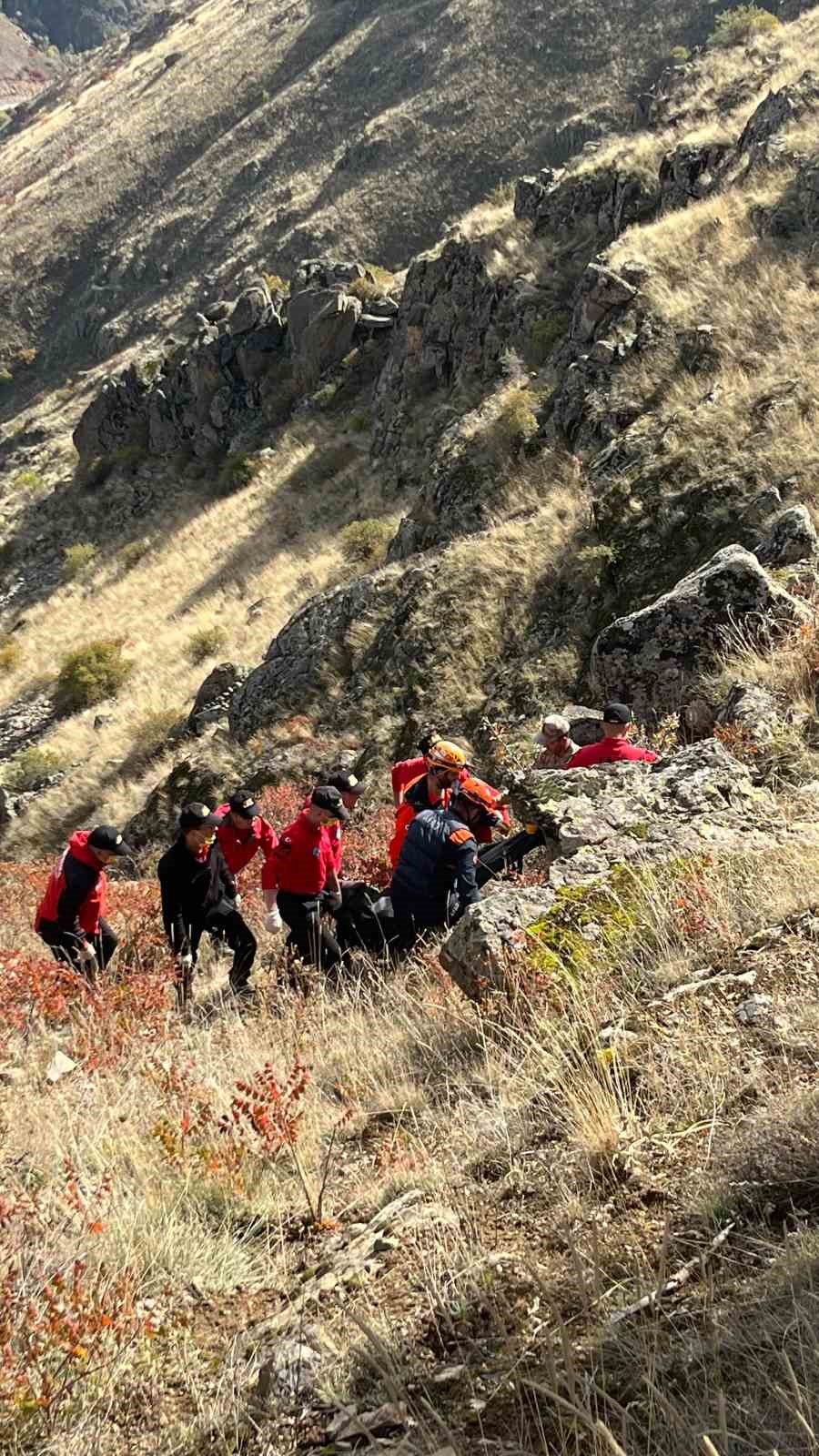 Erzurum’da kayıp alzheimer hastası yaşlı kadın uçurumda ölü bulundu