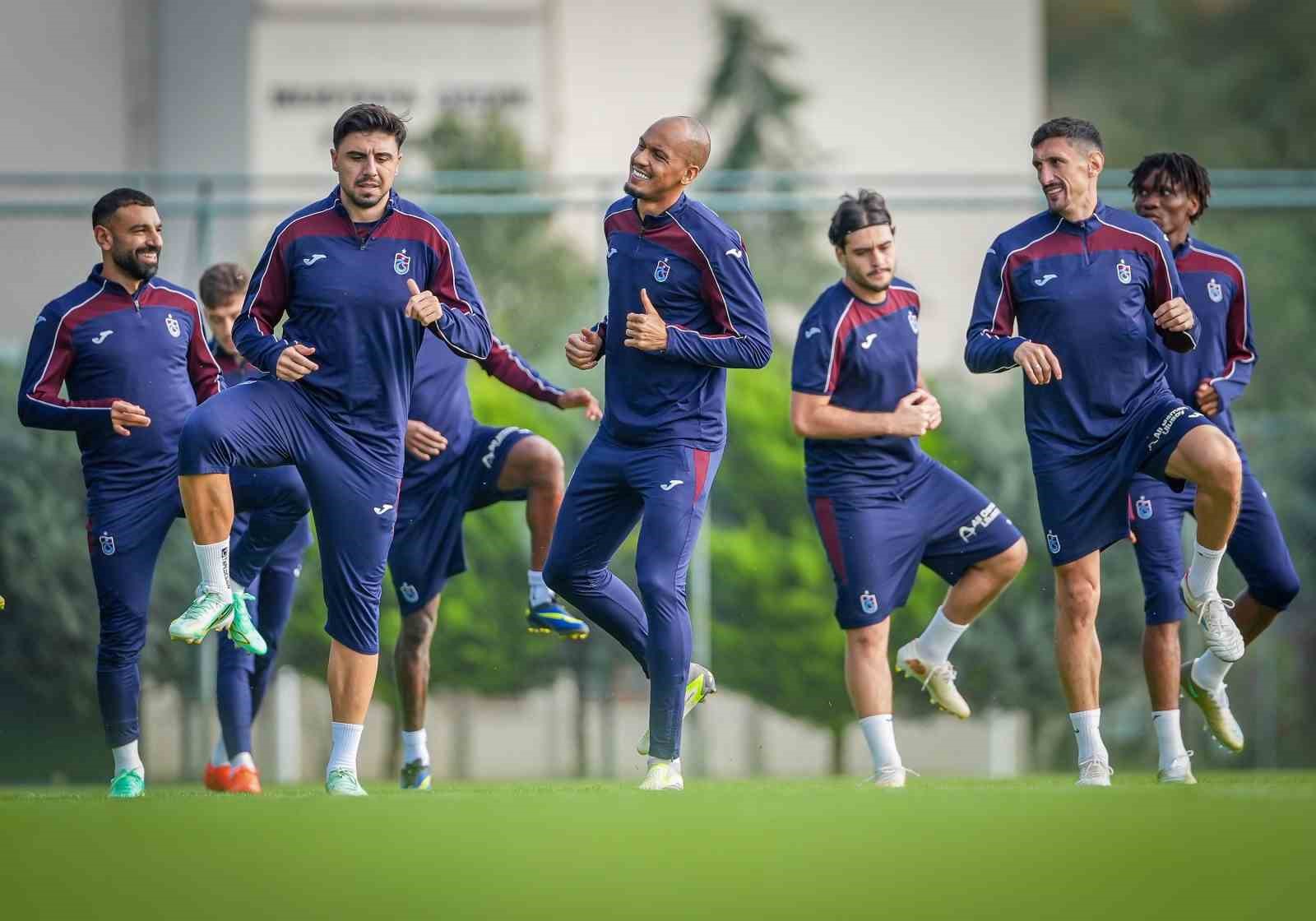 Trabzonspor, Çaykur Rizespor maçı hazırlıklarını sürdürdü