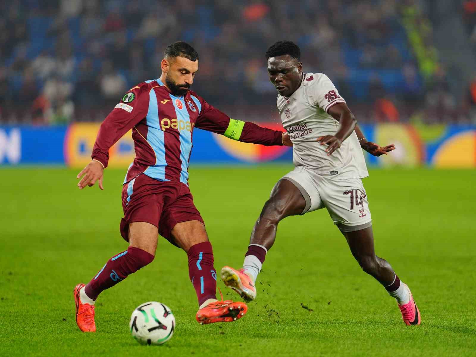 UEFA Konferans Ligi: Trabzonspor: 1 - Hearts: 0 (İlk yarı)