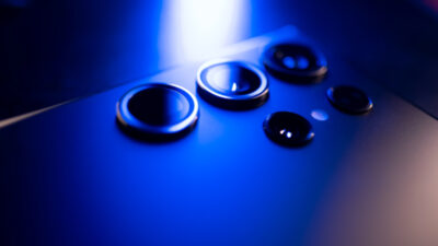 Samsung, son modeliyle ilgili tanıtımını gerçekleştirdi. Yeni model, gelişmiş özellikleri,