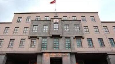 Millî Savunma Bakanlığı, haftalık basın bilgilendirme toplantısında önemli açıklamalarda bulundu.