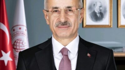 Ulaştırma ve Altyapı Bakanı Abdulkadir Uraloğlu, Aydın protokolünü bakanlıkta ağırladı.