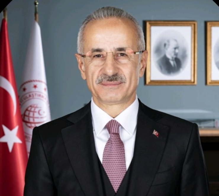 Ulaştırma ve Altyapı Bakanı Abdulkadir Uraloğlu, Aydın protokolünü bakanlıkta ağırladı.