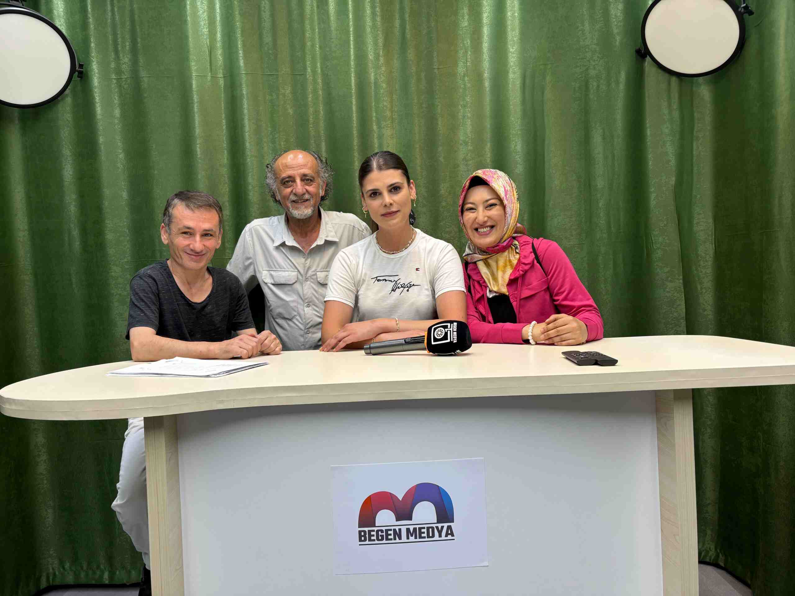 Oyuncu Ramin Nezir, oyuncu Nur İlman ve senarist Arife Güven,