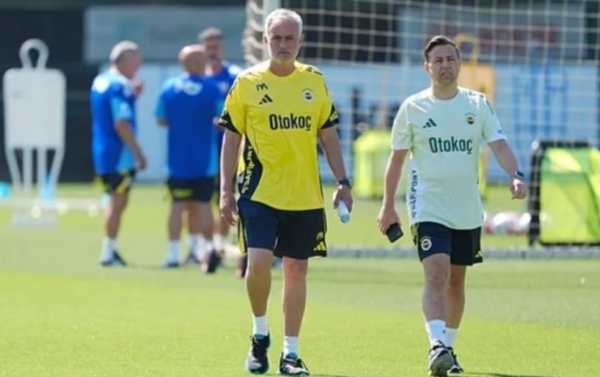 Yeni sezon hazırlıklarına hız veren Fenerbahçe’de, teknik direktör Jose Mourinho’nun