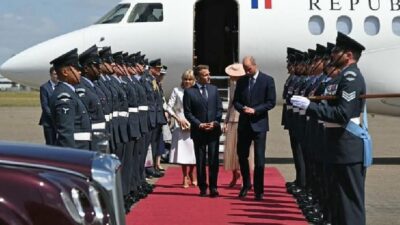 Fransa Cumhurbaşkanı Emmanuel Macron ve eşi Brigitte Macron, 14 yıl