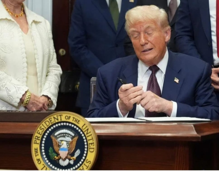 ABD Başkanı Donald Trump, Beyaz Saray’a yapılacak yeni ve görkemli