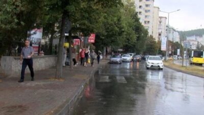 Meteoroloji Genel Müdürlüğü’nün günler öncesinden yaptığı uyarıların ardından, İstanbul’da beklenen