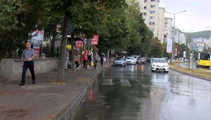 Meteoroloji Genel Müdürlüğü’nün günler öncesinden yaptığı uyarıların ardından, İstanbul’da beklenen