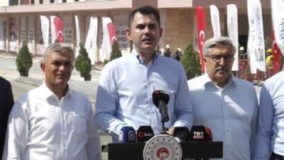 Çevre, Şehircilik ve İklim Değişikliği Bakanı Murat Kurum, deprem bölgesindeki