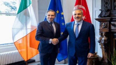Dışişleri Bakanı Hakan Fidan, resmi temaslarda bulunmak üzere gittiği İrlanda’nın