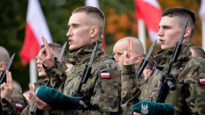 Polonya hükümeti, savunma kapasitesini güçlendirmek amacıyla başlattığı yeni gönüllü askerî