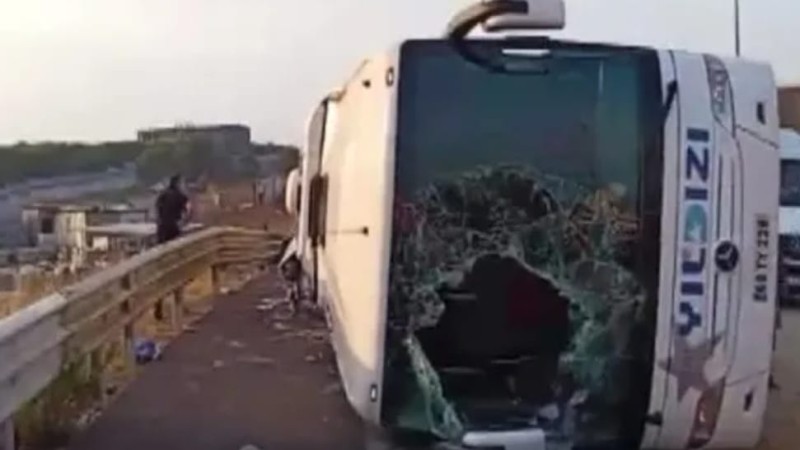 İstanbul Kuzey Marmara Otoyolu’nda sabah saatlerinde meydana gelen trafik kazasında,