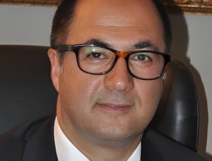 Türkiye Futbol Federasyonu (TFF) Başkanlığına adaylığını açıklayan Erdal Alkış, FETÖ