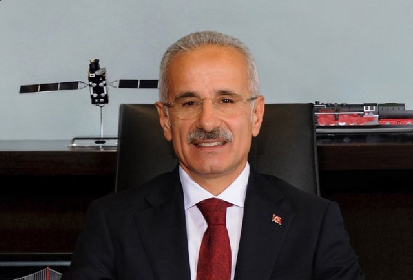 Ulaştırma ve Altyapı Bakanı Abdulkadir Uraloğlu, yaptığı açıklamada Cumhurbaşkanlığı seçiminin