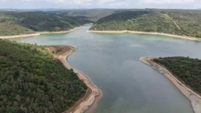 İstanbul’a içme suyu sağlayan barajlarda doluluk oranları düşmeye devam ediyor.