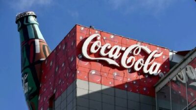 ABD merkezli içecek devi Coca-Cola, Türkiye’de yüzlerce şubesi bulunan kahve