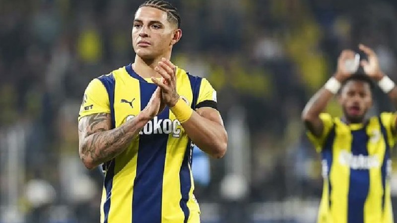 Fenerbahçe, geçtiğimiz sezonun devre arasında büyük umutlarla kadrosuna kattığı Diego