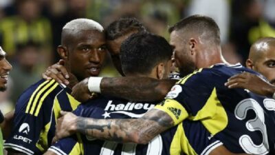 Fenerbahçe, Şampiyonlar Ligi play-off turunda Benfica ile oynayacağı rövanş maçına