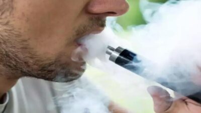 Elektronik sigara kullanımı, özellikle gençler arasında hızla yayılırken, sağlık üzerinde