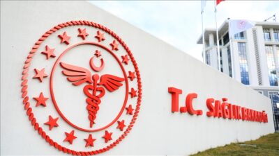   Sağlık Bakanlığı, hastanelerde hijyen ve temizlik standartlarını artırmak amacıyla