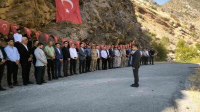 Batman’ın Kozluk ilçesi Değirmendere Köprüsü’nde 1992 yılında PKK’lı teröristlerce minibüse