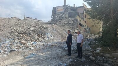 1977 yılında Bayburtlu hayırseverlerin öncülüğünde yapımına başlanan ve 1984 yılında