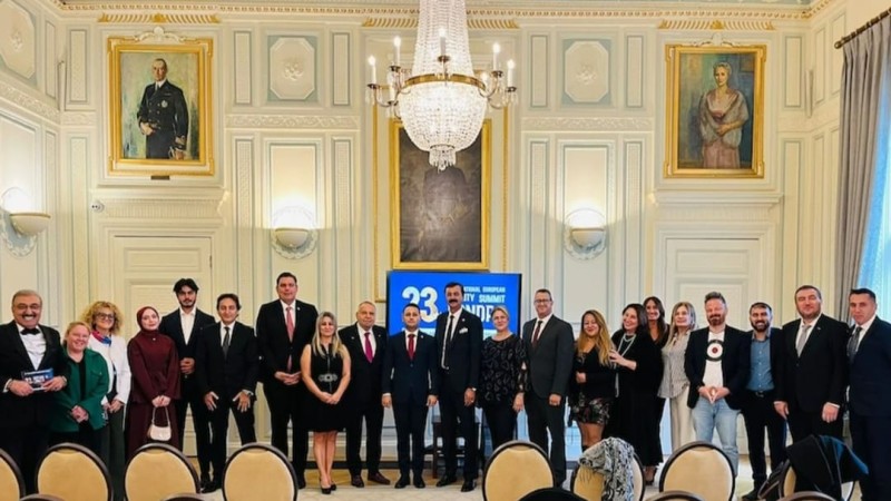 İŞ, SANAT VE SİYASETİN ÖNDE GELENLERİ BULUŞTU İsviçre merkezli Uluslararası