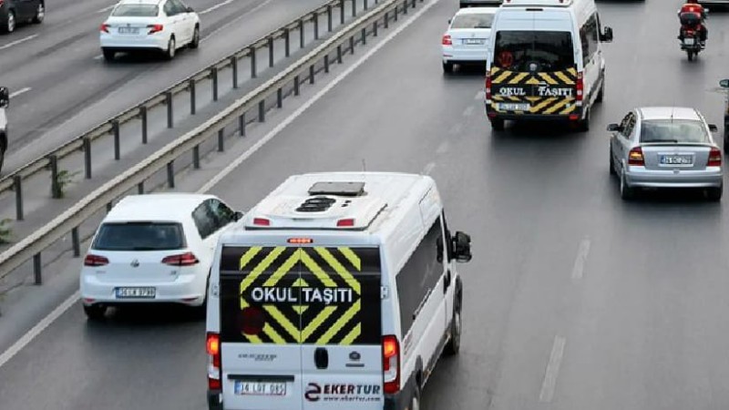 İstanbul Umum Servis Aracı İşletmecileri Esnaf Odası Başkanı Günhan Sinar,