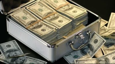 DÜNYANIN EN ZENGİNLERİ AÇIKLANDI Forbes, 2025 yılı itibarıyla dünyanın en