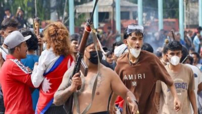Nepal’de sosyal medyaya erişim yasağına karşı başlayan protestolarda 19 kişi