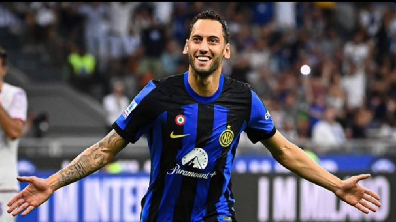 GALATASARAY’DAN HAKAN’A YENİ PLAN Galatasaray, uzun süredir kadrosuna katmak istediği