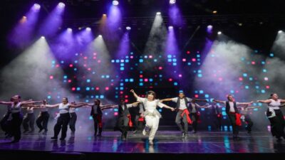 KAHKAHA, DANS VE YILDIZLAR GEÇİDİ Başarılı komedyen Yasemin Sakallıoğlu, “Doğru