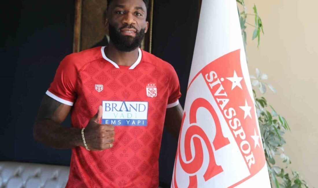 Aaron Appindangoye yeniden Sivasspor’da Özbelsan Sivasspor, daha önce de kırmızı-beyazlı formayı giymiş olan Aaron