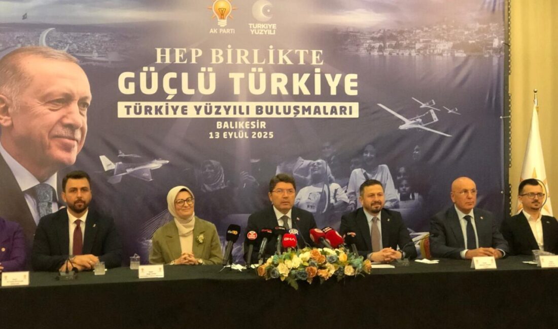 Adalet Bakanı Tunç: “CHP Genel Merkezi bir yalan merkezine dönüştü” Adalet Bakanı Yılmaz Tunç, “CHP Genel Merkezi yalan merkezine dönüştü”