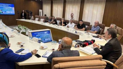 Adıyaman Belediyesi, deprem sonrası yorgun altyapıyı tarihe gömüyor. 450 kilometresi