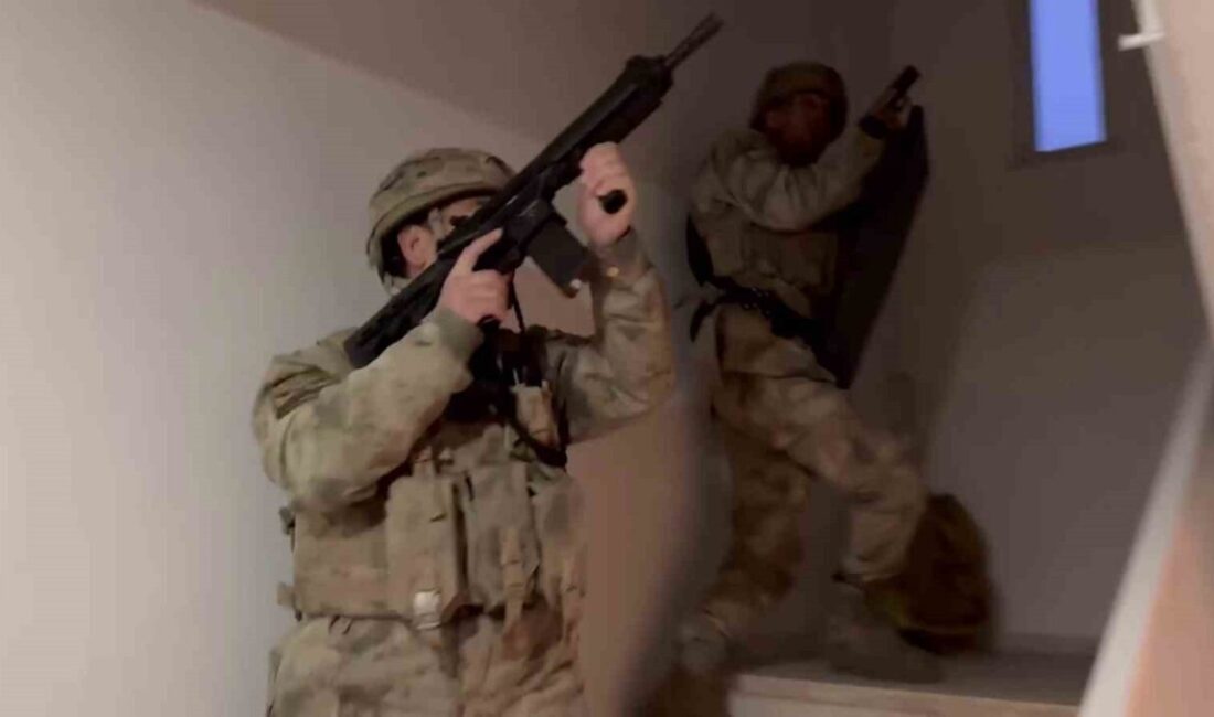 Adıyaman’da DAEŞ operasyonu: 1 gözaltı Adıyaman İl Jandarma Komutanlığı ekiplerince yapılan DAEŞ operasyonunda 1 şahıs