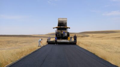 Ağrı’da Eskiharman, Bezirhane, Doğutepe ve Boztoprak grup köy yolunun 17