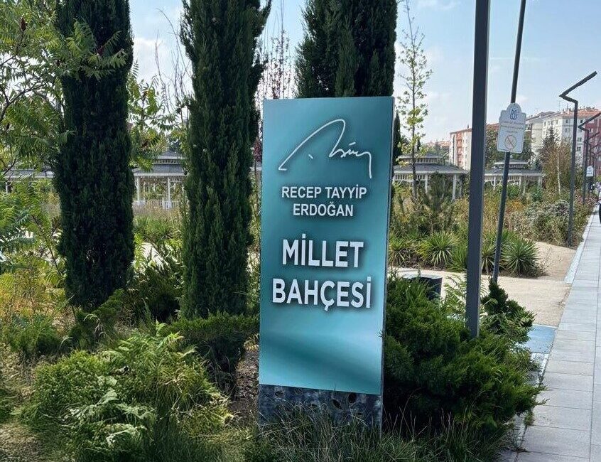 AK Parti İl Başkanı Albayrak’tan Millet Bahçesi’yle ilgili açıklama AK Parti Eskişehir İl Başkanı Gürhan Albayrak, “Recep Tayyip Erdoğan