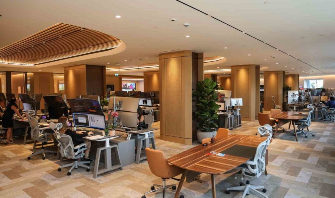 Akbank, İstanbul’daki genel müdürlük binasında mimari bir dönüşüm gerçekleştirerek, yeni