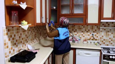 Mersin’in merkez ilçe Akdeniz Belediyesi, sosyal belediyecilik anlayışı çerçevesinde yaşlı,