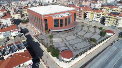 Alanya Alaaddin Keykubat Üniversitesi (ALKÜ) Rektörü Prof. Dr. Kenan Ahmet